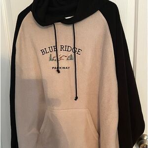 Fleece hoodie from Blue Ridge Parkway size XXL